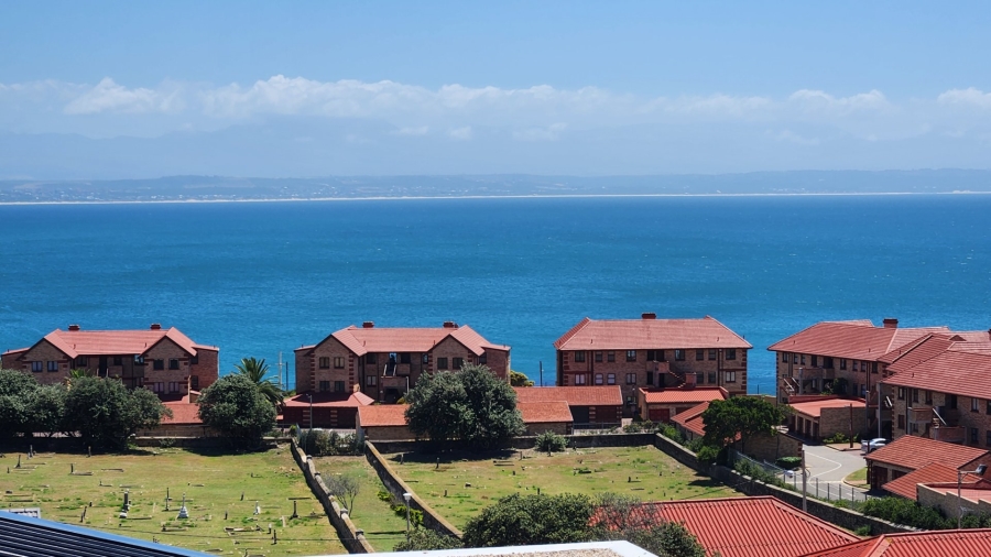 2 Bedroom Property for Sale in Mossel Bay Central Western Cape